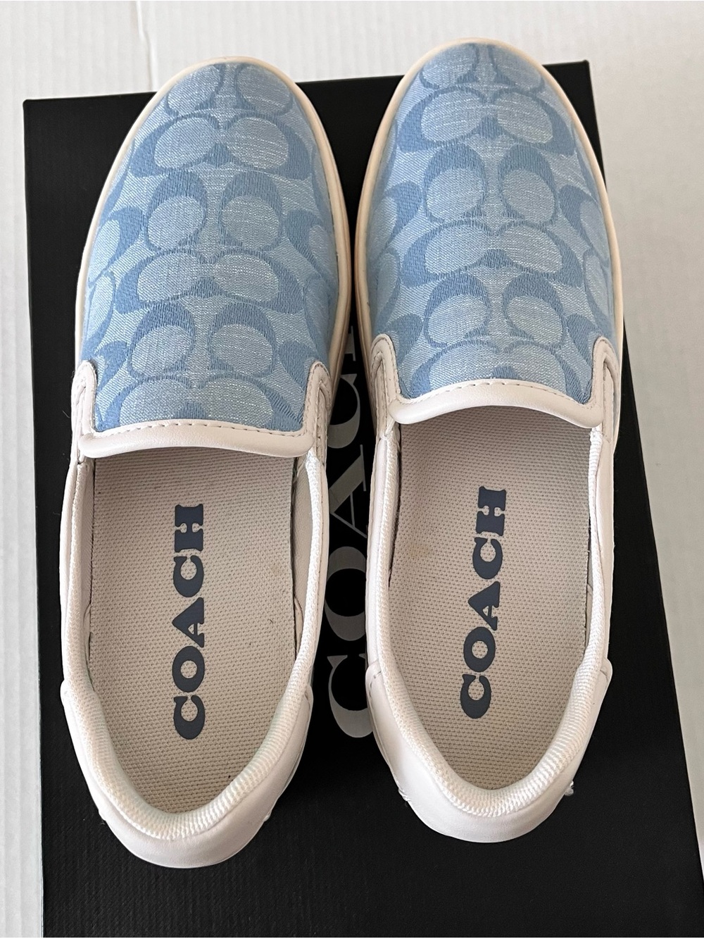 Coach Wells Women Chambray Signature Slip-On Sneakers size 6 B - Picture 4 of 7